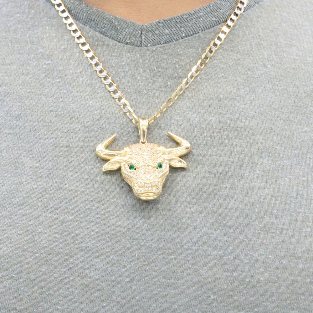 Dije de Oro 14k Diseño de Toro Incrustado de Zirconias mod. 9449