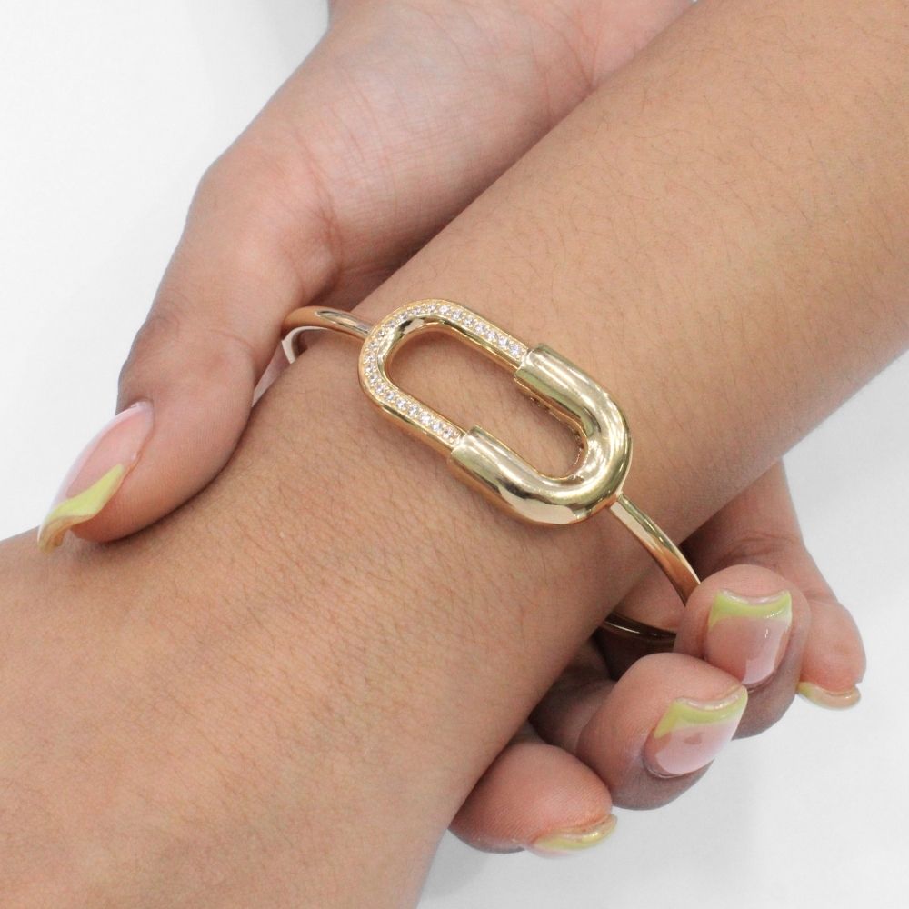 Aro de Oro 14k Modelo Fino Hueco con Frente Brillante Incrustado con Zirconias mod. 9760