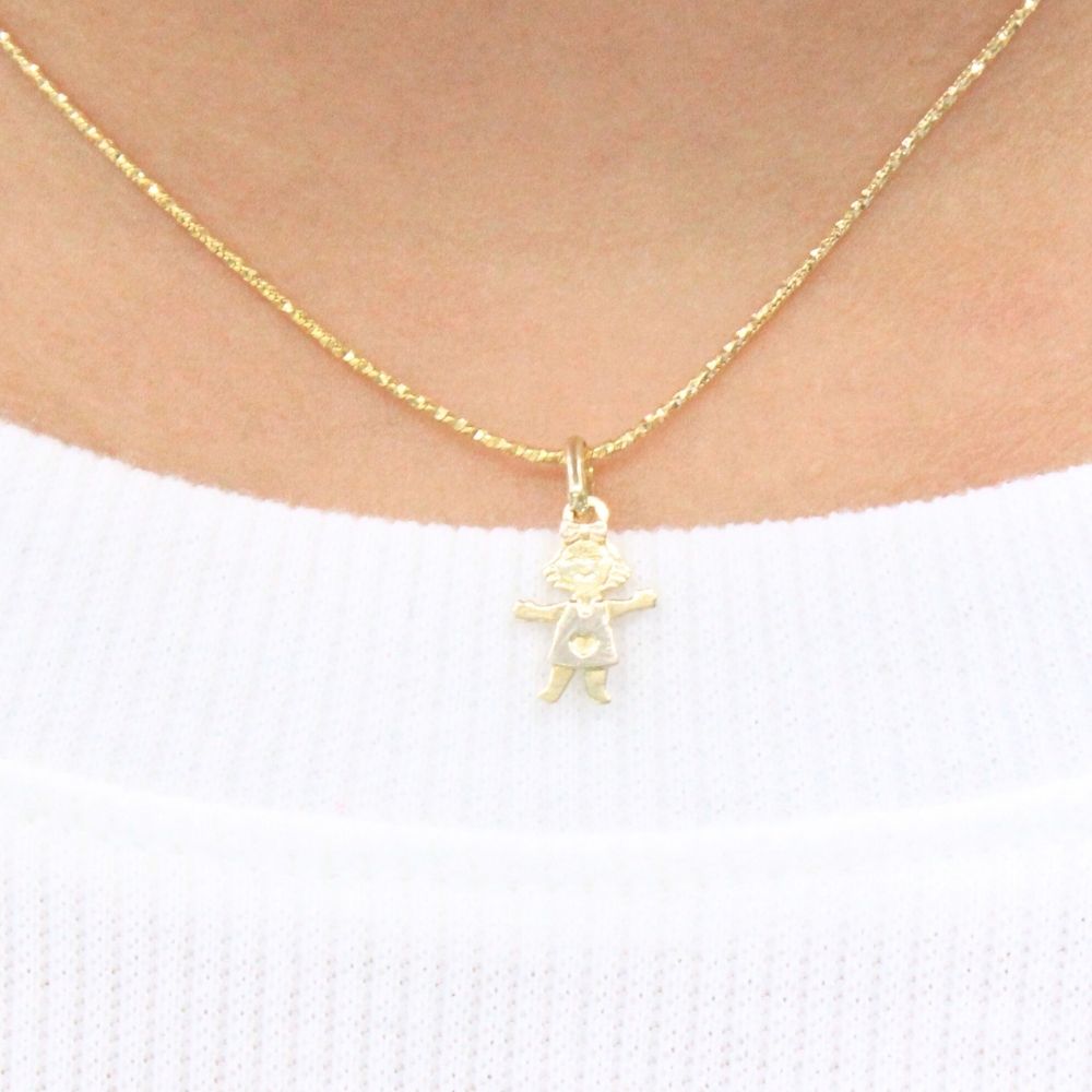 Dije de Oro 14k Niña Pequeña con Corazón en el Vestido mod. 9221