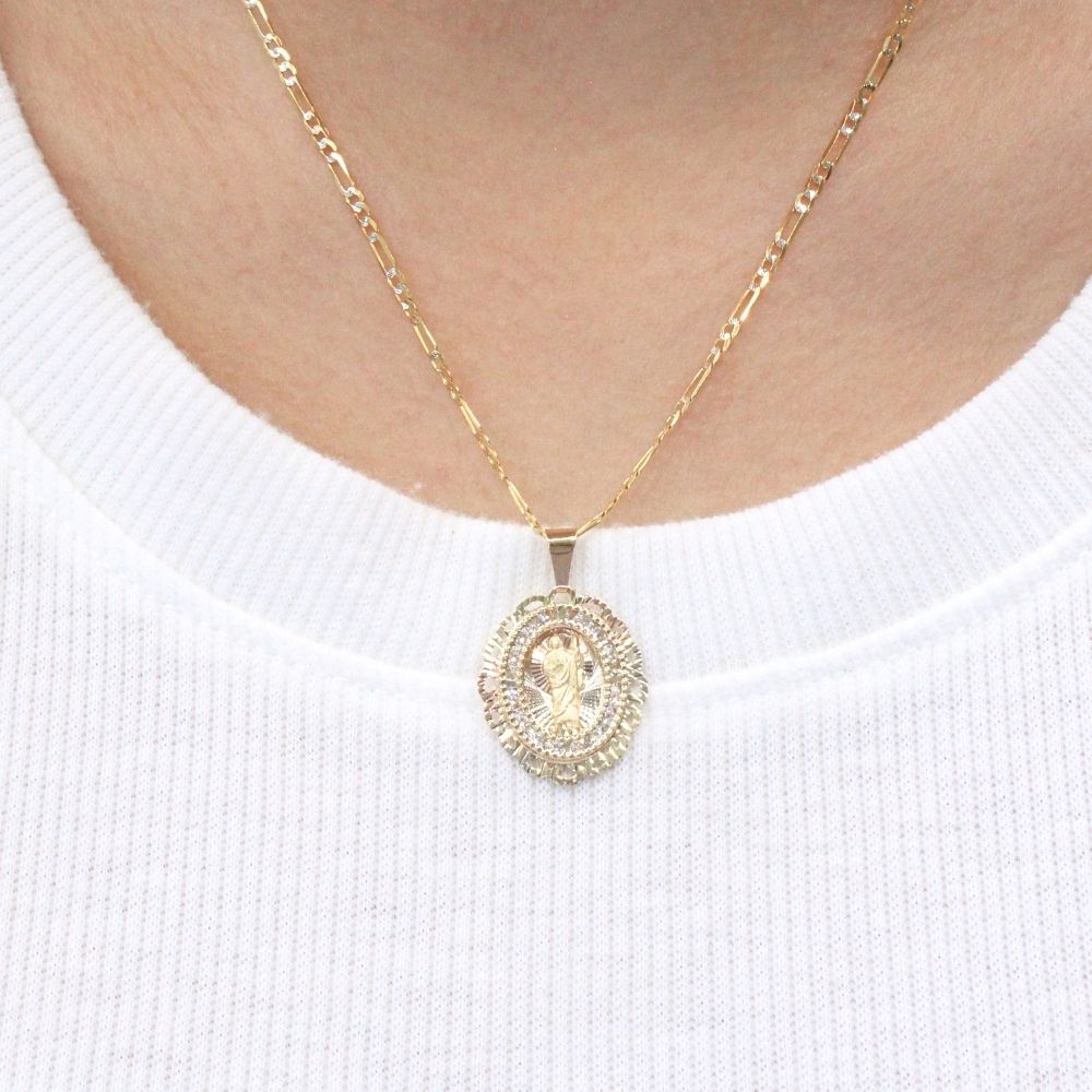 Medalla de Oro 14k San Judas en Diseño Oval Diamantado con Zirconias Brillantes mod. 9846