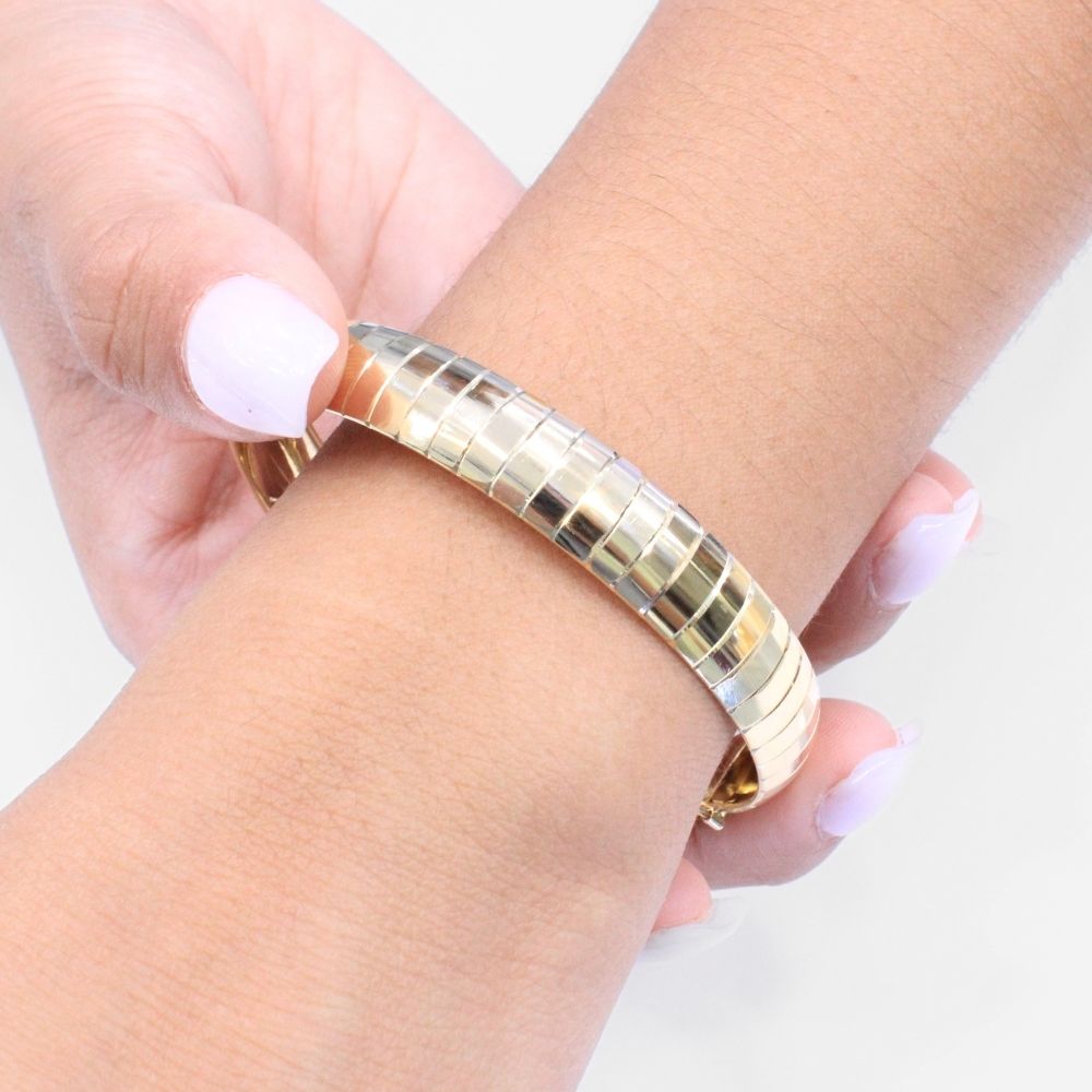 Aro de Oro 14k Hueco con Diseño Diamantado Brillante mod. 8989