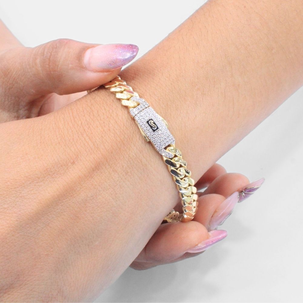 Pulsera Mónaco Chain 14k Delgada Modelo Cuff Flexible y Hueco con Incrustación de Swarovski en Broche mod. 9385