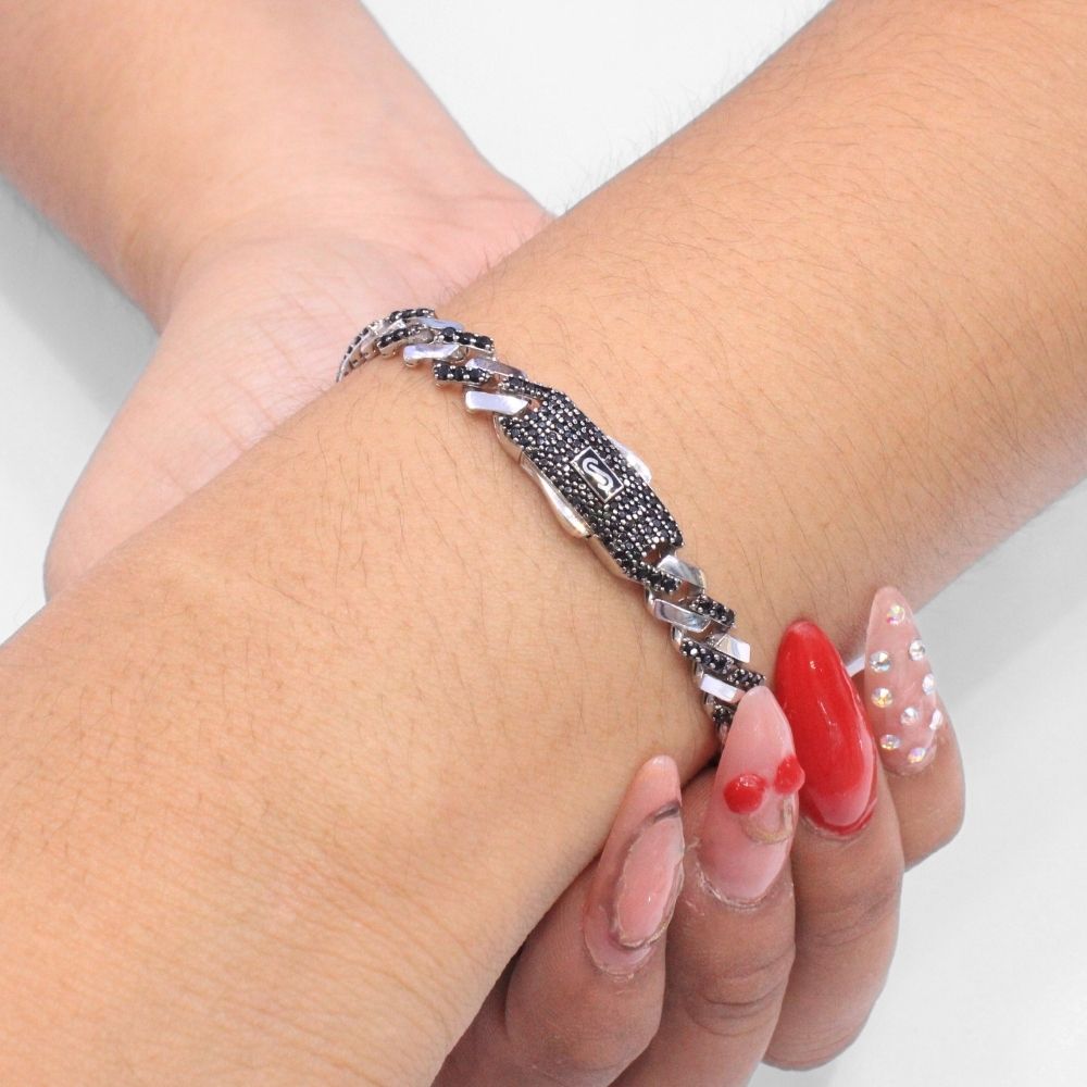 Pulsera Mónaco Chain 14k Modelo Edge de Broche Pavé con Incrustación Alt. de Swarovski Oscuro mod. 9650