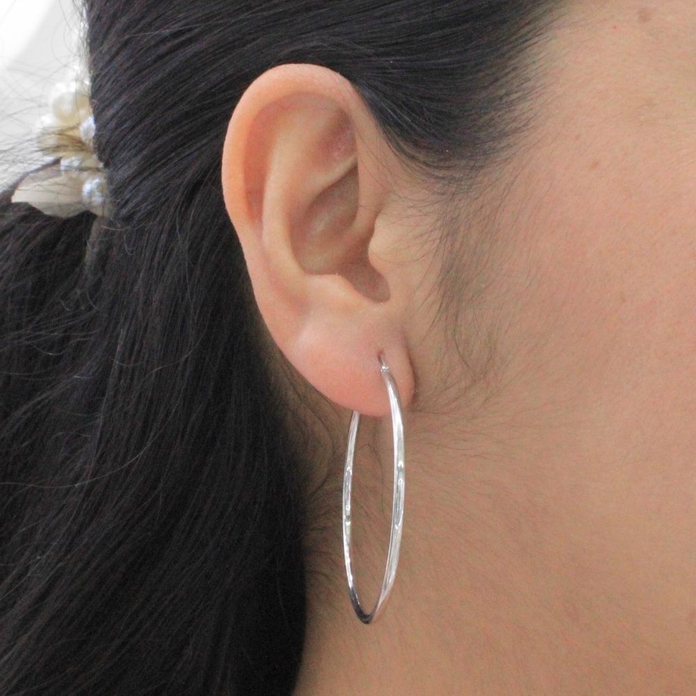 Arracada de Oro 14k Tubular Hueca de Diseño Redondo y Liso mod. 9779