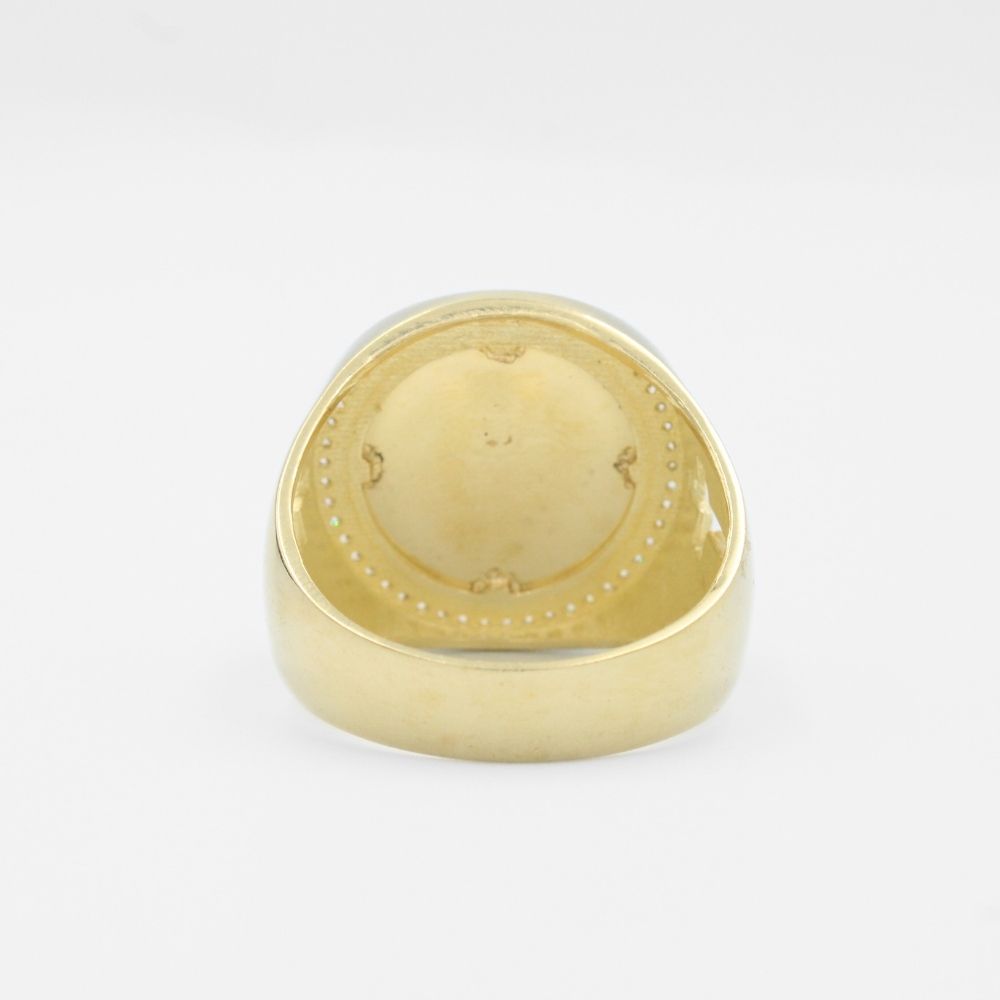 Anillo de Oro 14k Diseño de Frente Redondo Diamantado con Zirconias y Figura de San Judas mod. 9716