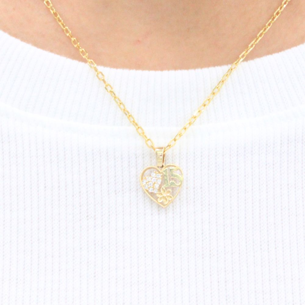 Dije de Oro 14k Diseño de Corazón Abierto con Detalles de Flor y Corazón de Zirconias  mod. 9558