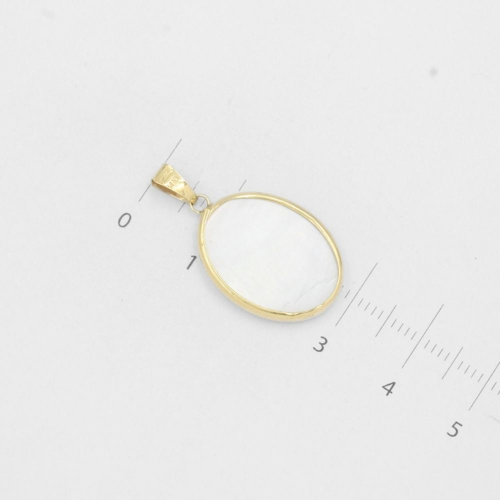 Medalla de Oro 14k Virgen Guadalupe de Madre Perla Sostenida en Bisel Fino mod. 8029