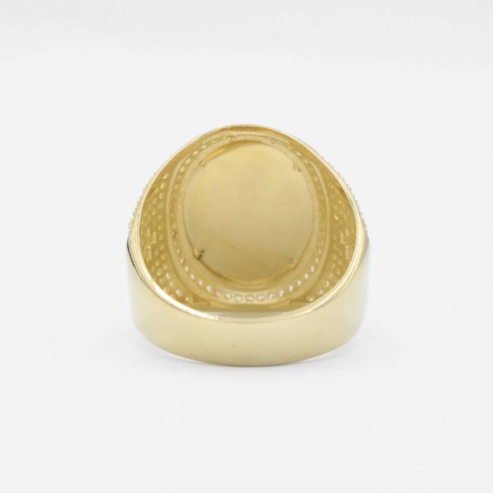 Anillo de Oro 14k Diseño de Frente Oval Incrustado con Zirconias y Figura de San Judas en Diamantado mod. 9719