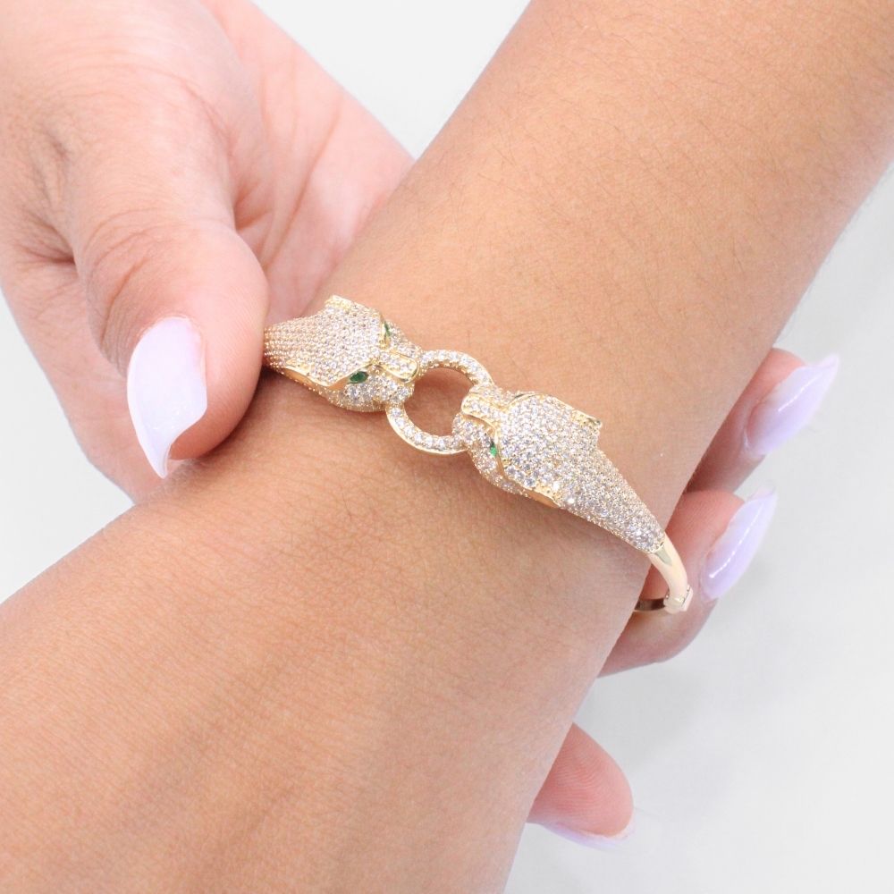 Aro de Oro 14k Hueco con Panteras Incrustada de Zirconias Brillantes de Ojos Verdes mod. 8997