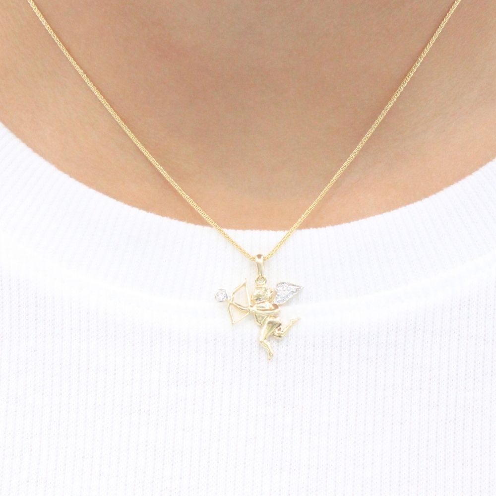 Dije de Oro 14k Cupido Brillante con Alas Incrustadas de Zirconias mod. 9165
