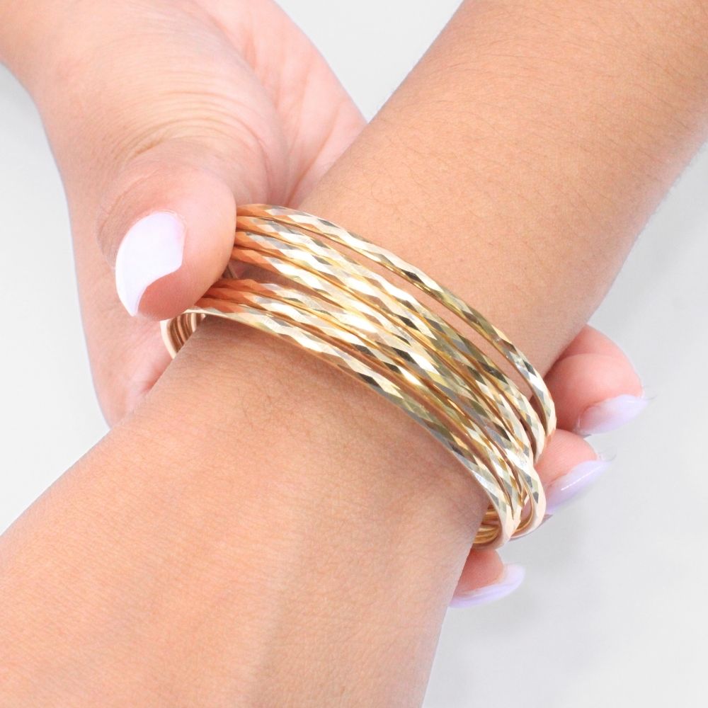 Semanario de Oro 14k de Diseño Semi Sólido con Diamantado Fino mod. 9000