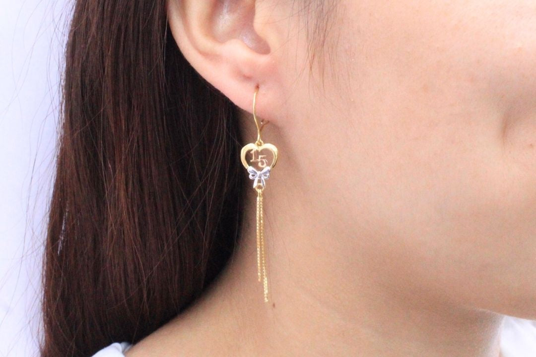 Arete Largo de XV Años con Corazón y Moño mod. 5516