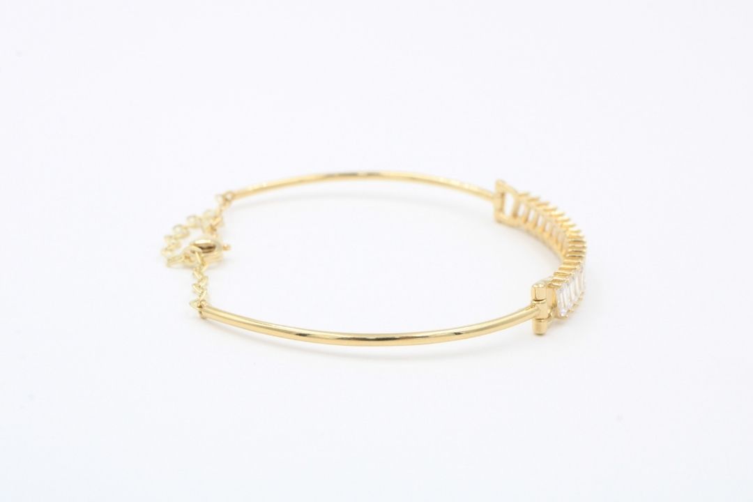 Aro de Oro 14k con Extensible y Diseño Incrustado con Zirocnias Baguette mod. 2926