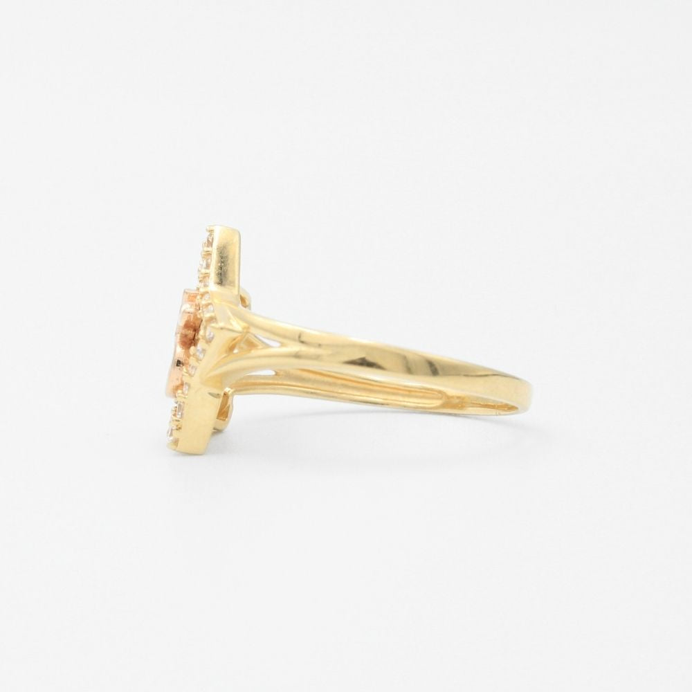 Anillo XV Años de Oro 14k Diseño de Estrella con Número 15 Incrustado con Zirconias mod. 9398