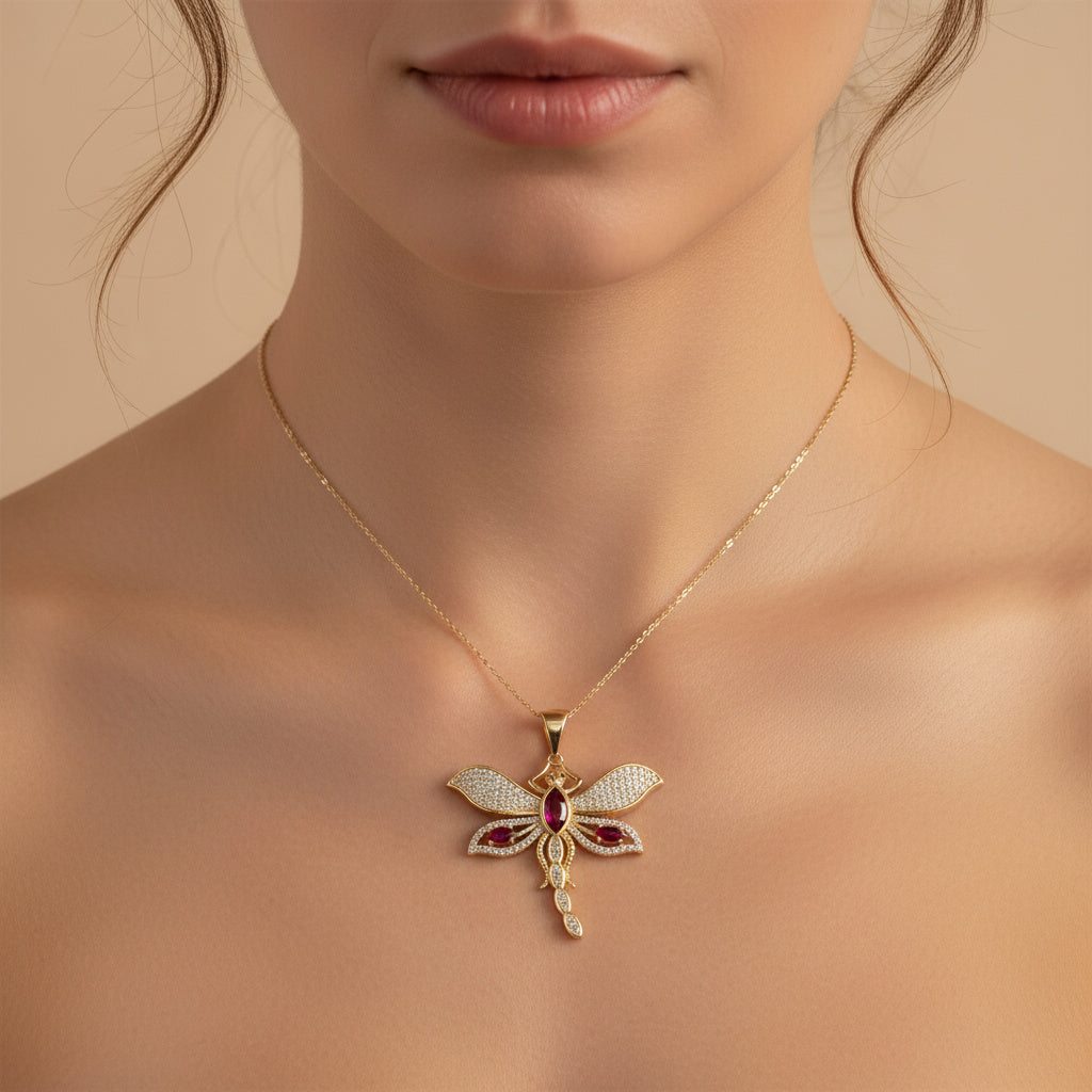 Dije de Oro 14k Libélula con Alas de Zirconias y Centro Rojo Rubí mod. 10083
