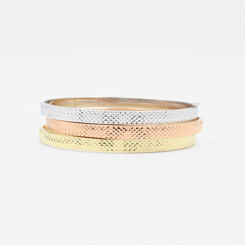 Fin de Semana de Oro 14k Hueco con Diseño Diamantado mod. 9002