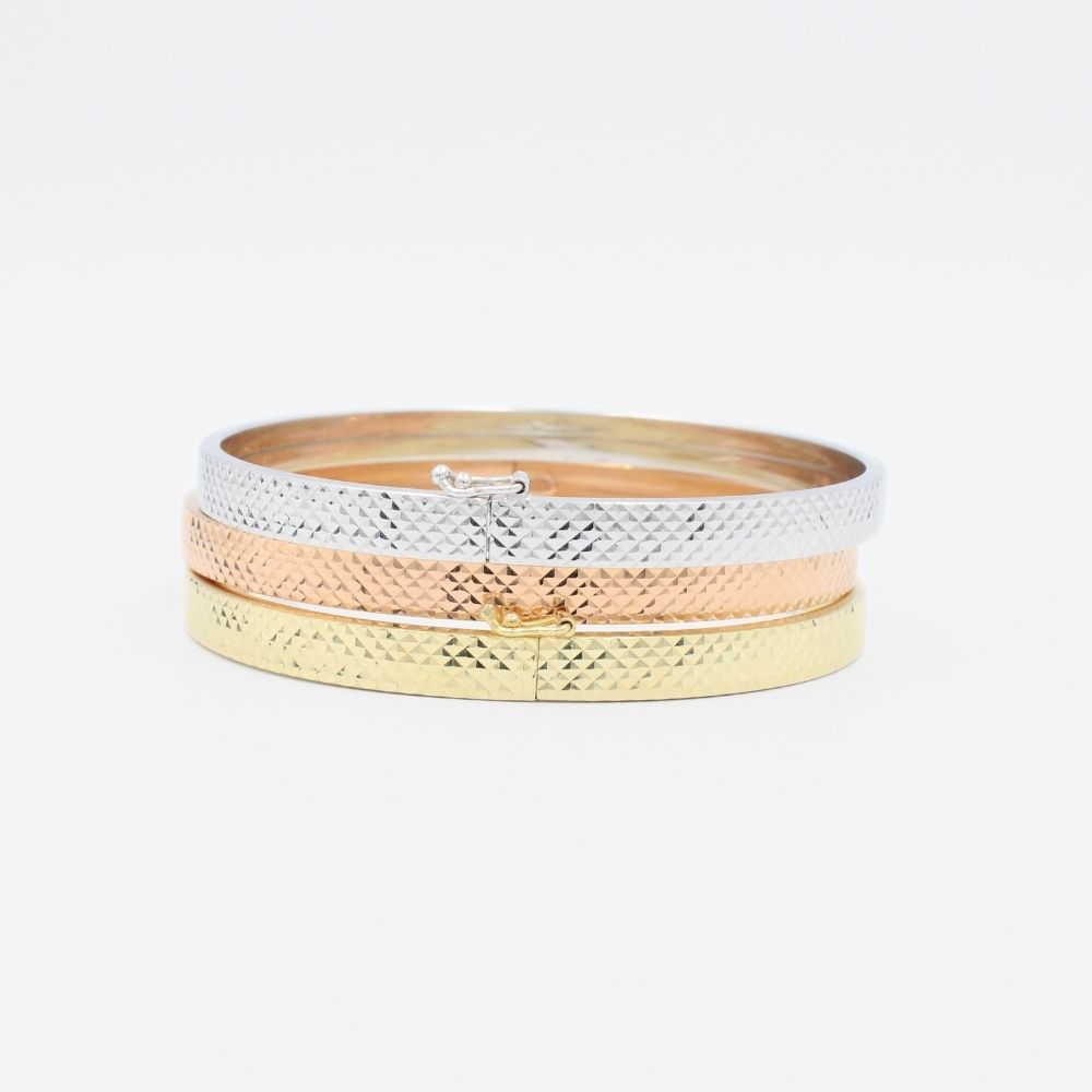Fin de Semana de Oro 14k Hueco con Diseño Diamantado mod. 9002