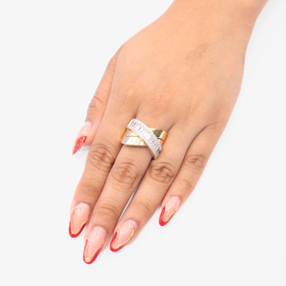 Anillo de Oro 14k Estilo Chunky con Incrustación de Zirconias mod. 9071