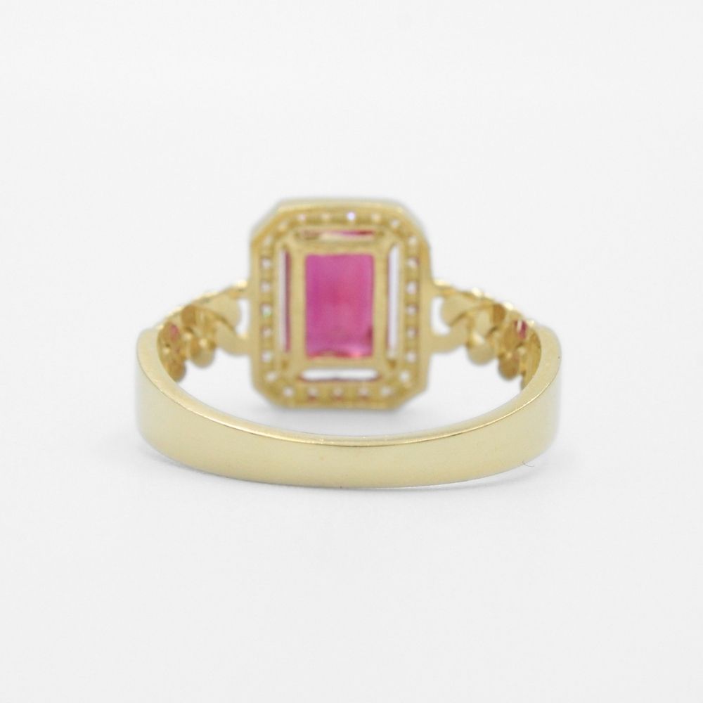 Anillo de Oro 14k Diseño con Zirconia de Corte Fino con Bisel de Zirconias Finas mod. 9728