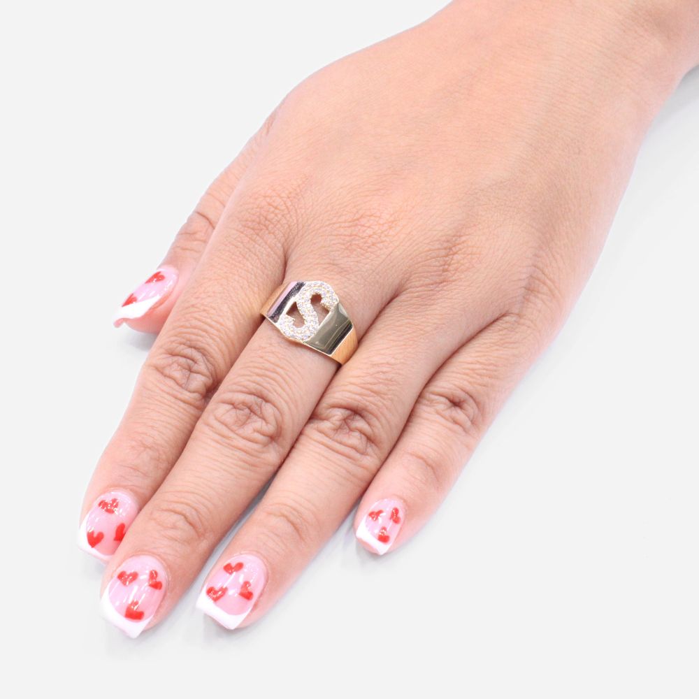 Anillo de Oro 14k con Letra S Incrustada con Zirconias mod. 8805