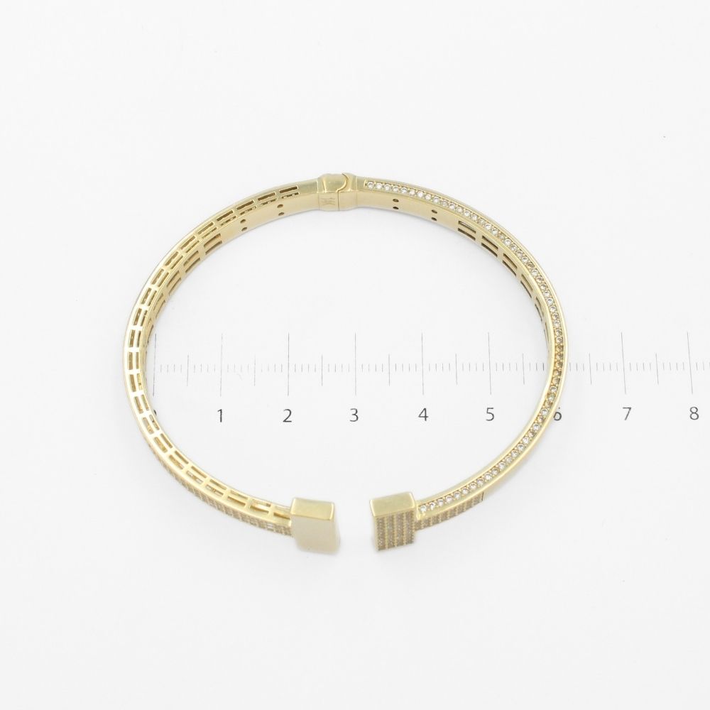 Aro de Oro 14k Diseño T con Incrustación de Zirconias mod. 9759