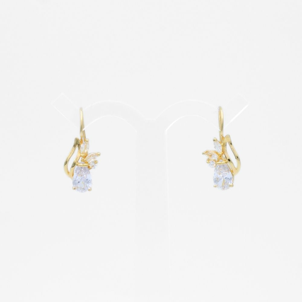 Arete con Broche Arillo de Oro 14k Diseño Elegante con Calado Especial y Zirconia Brillante mod. 9769