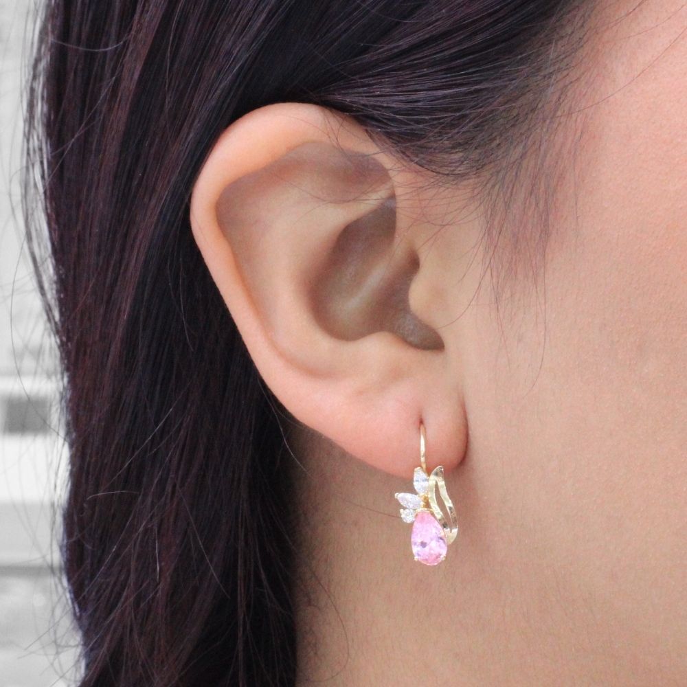 Arete con Broche Arillo de Oro 14k Diseño Elegante con Calado Especial y Zirconia Color Rosa mod. 9769