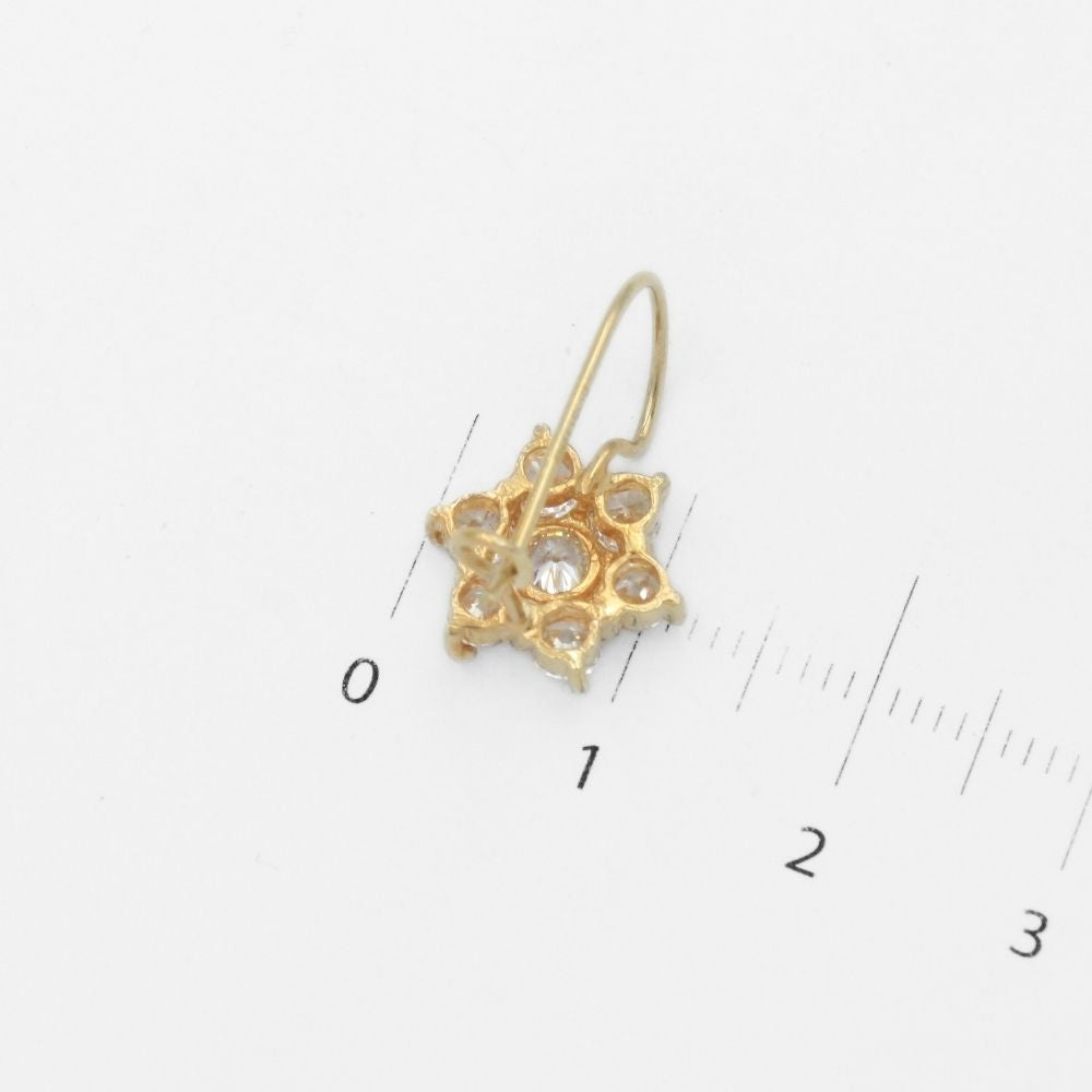 Arete con Broche Arillo de Oro 14k con Diseño Estrella Incrustado con Zirconias Blanca Brillante mod. 9762