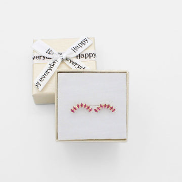 Broquel 10k con Diseño de Tiara Incrustado de Zirconias Mod. 9835