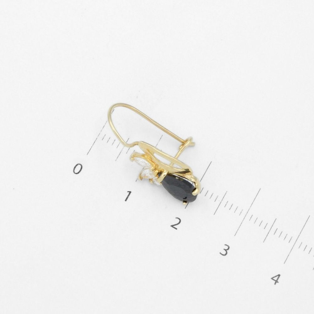 Arete con Broche Arillo de Oro 14k Diseño Elegante con Calado Especial y Zirconia Color Negro Profundo mod. 9769