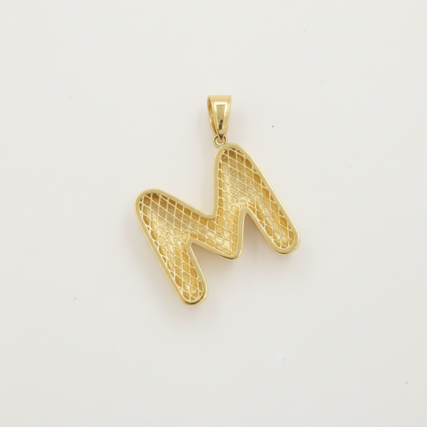 Dije de Oro 14k Modelo de Inicial M de Diseño Inflado y Brillante mod. 10090