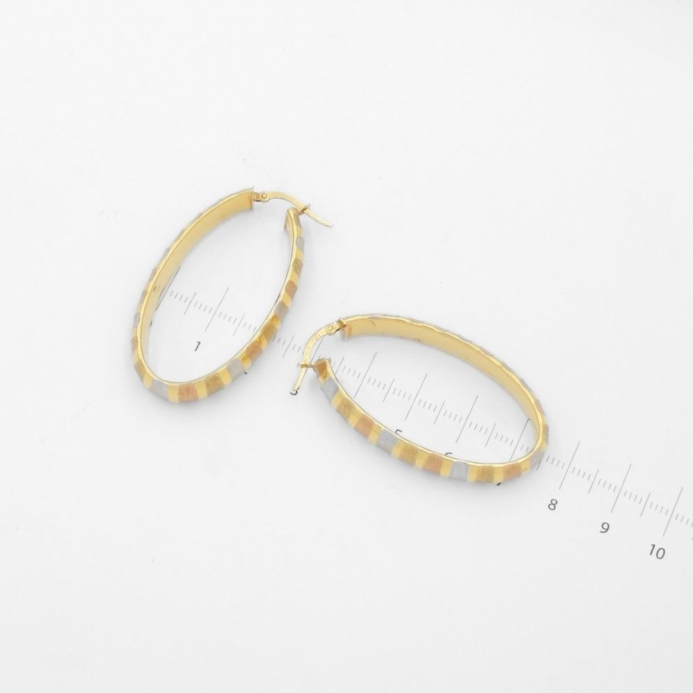 Arracada de Oro 14k Diseño Oval Hueco con Rayado de Tonos Mate mod. 9774