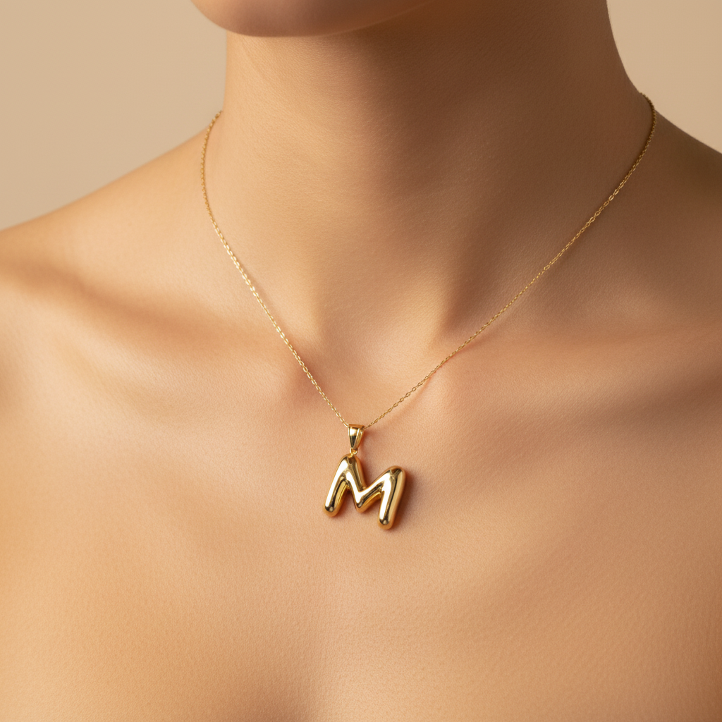 Dije de Oro 14k Modelo de Inicial M de Diseño Inflado y Brillante mod. 10090