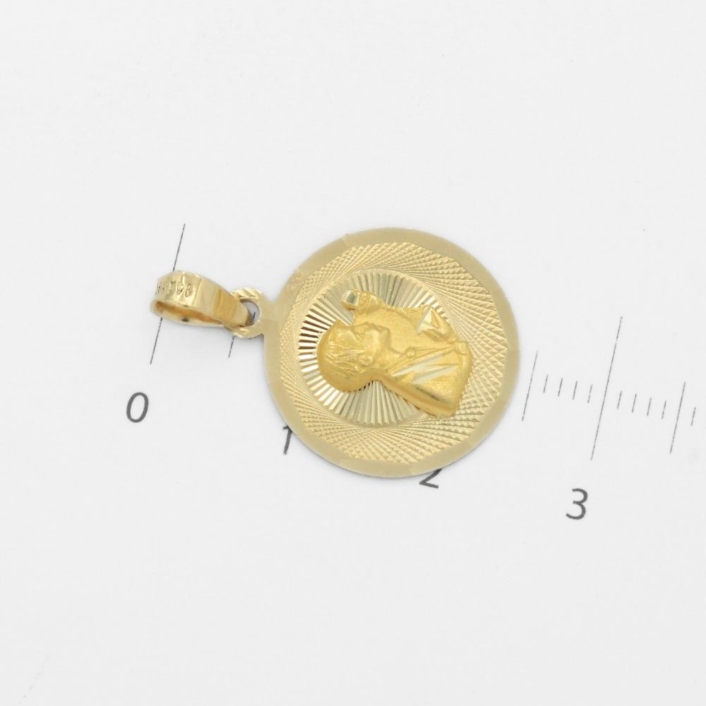 Medalla de Oro 14k para Primera Comunión con Niño Recibiendo la Hostia y Fondo Texturizado mod. 9896