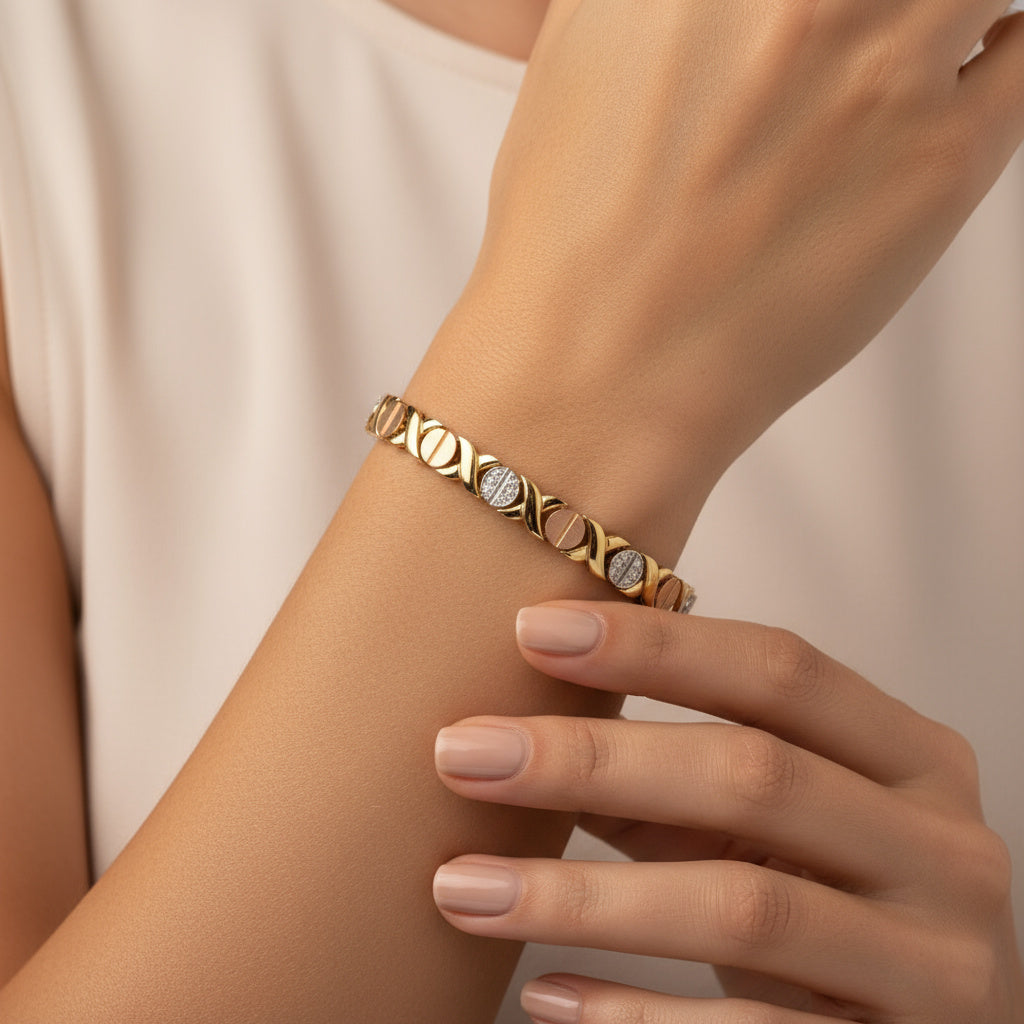 Pulsera de Oro 14k Diseño XOXO Hueco con Incrustación de Zirconias mod. 10023