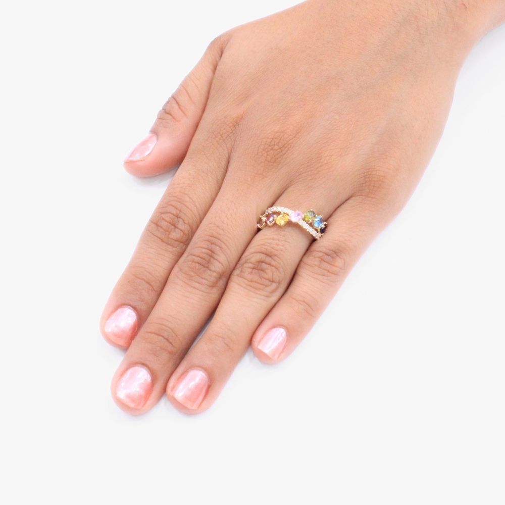 Anillo de Oro 14k de Diseño Cruzado Incrustado de Zirconias de Colores mod. 9274