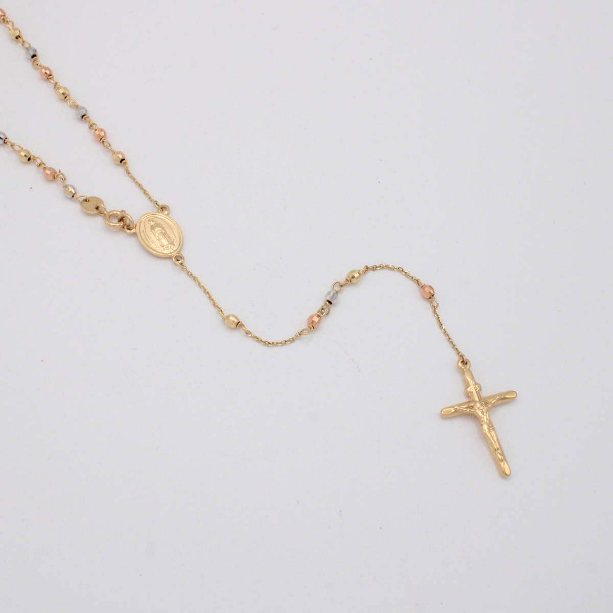 Rosario de Oro 14 k la Virgen de Guadalupe Oval Facetado mod. 11189