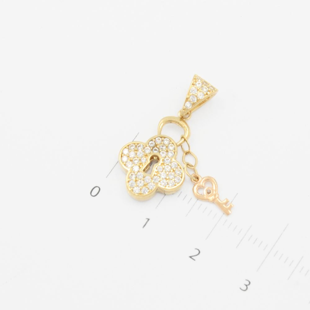 Dije de Oro 14k con Diseño de Trébol y Llave de Corazón mod. 9123
