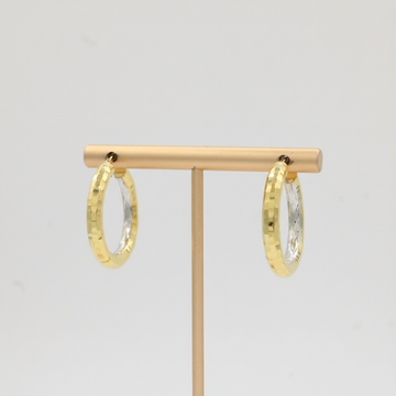 Arracada de Oro 14k de Diseño Diamantado con Interior Blanco mod. 10027