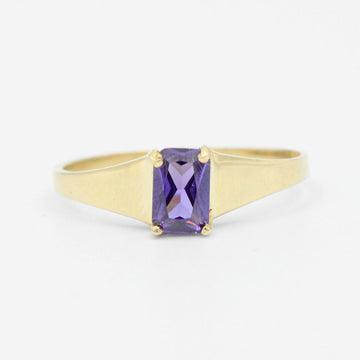 Anillo de Oro 14k Incrustado con Zirconia Morada mod. 9185