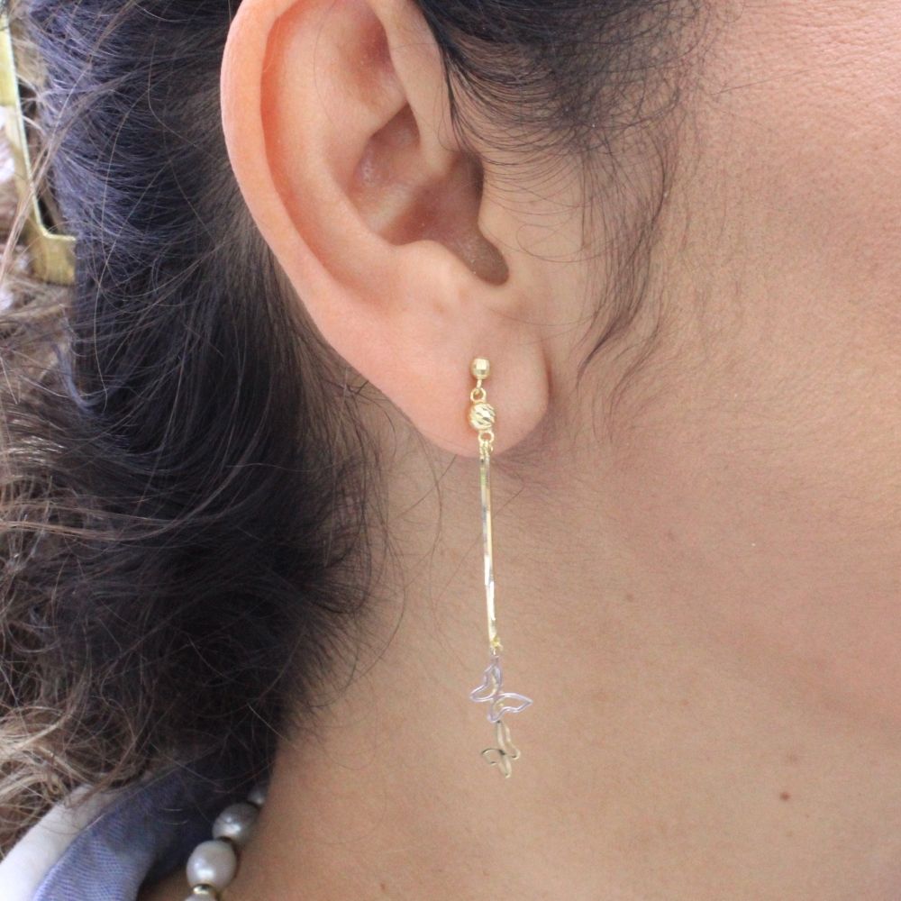 Arete Largo de Oro 14k con Silueta de Mariposas Brillantes mod. 1162