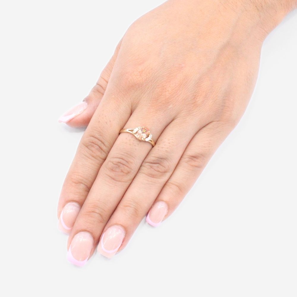 Anillo de Oro 14k Incrustado de Zirconia Oval de Color Ambar mod. 9195