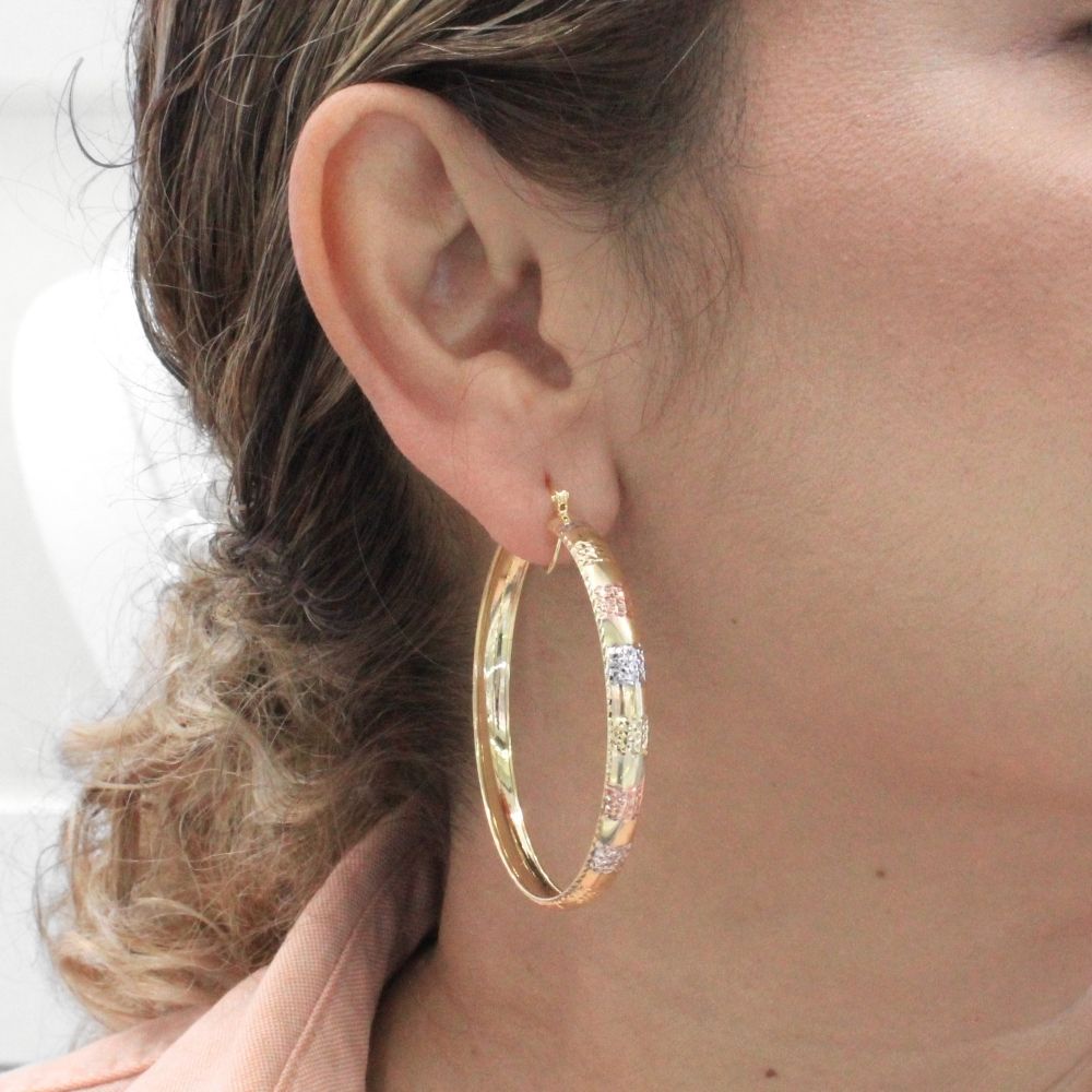 Arracada de Oro 14k Diseño Circular Hueco con Intercalado Diamantado mod. 9776