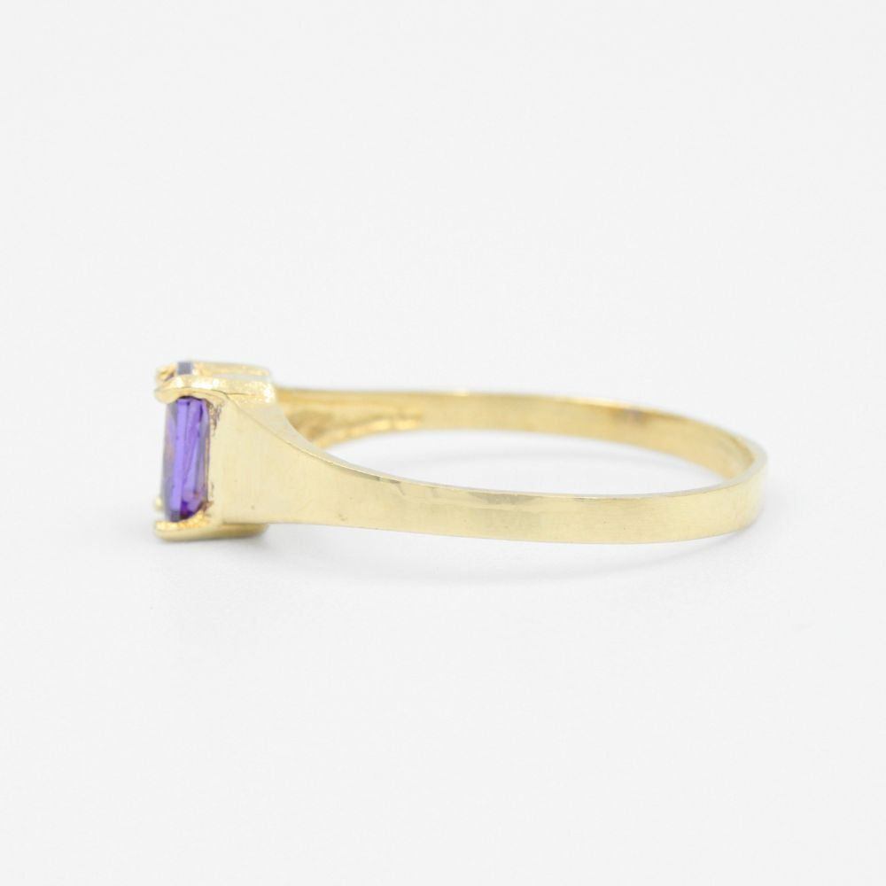 Anillo de Oro 14k Incrustado con Zirconia Morada mod. 9185