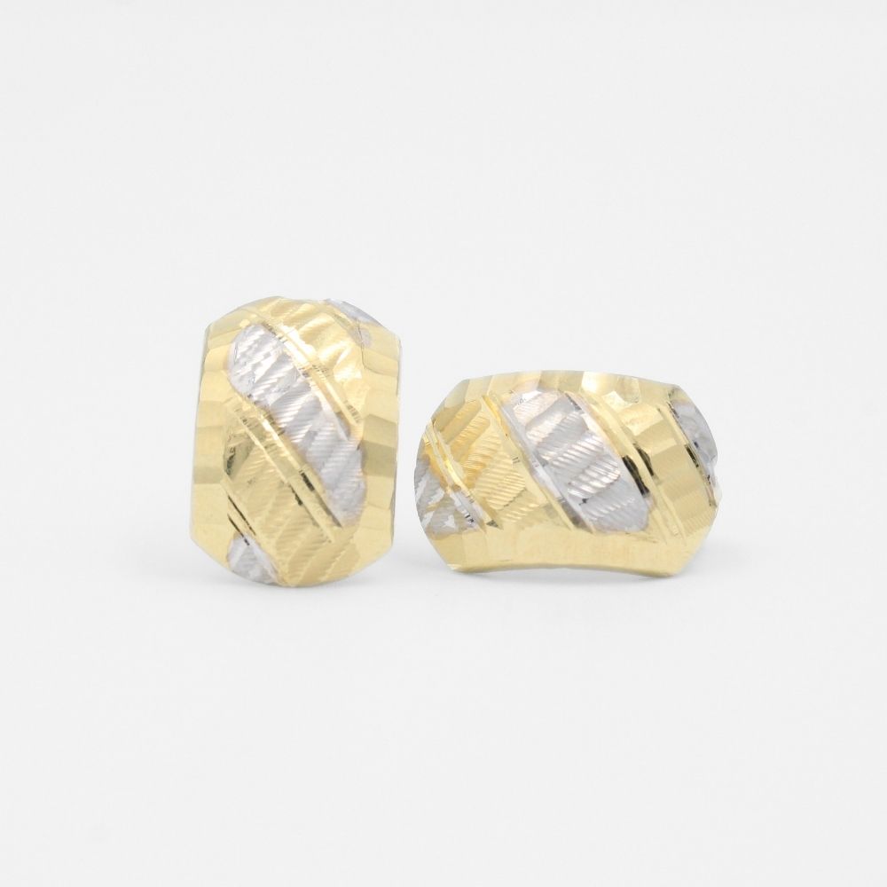 Arete con Broche Patente de Oro 14k Diseño Especial con Diamantado Diagonal mod. 9108