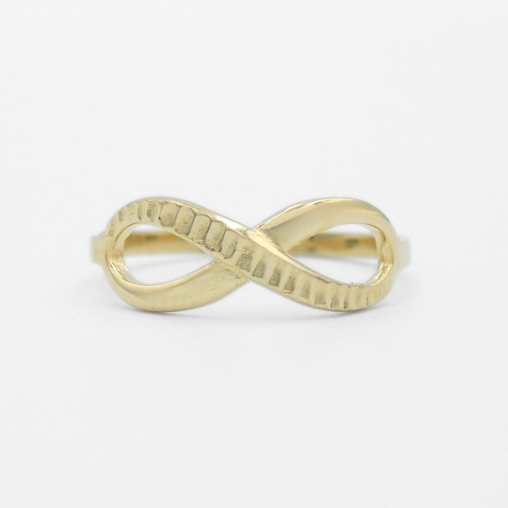 Anillo de Oro 14k Infinito con Diseño Martillado mod. 9730