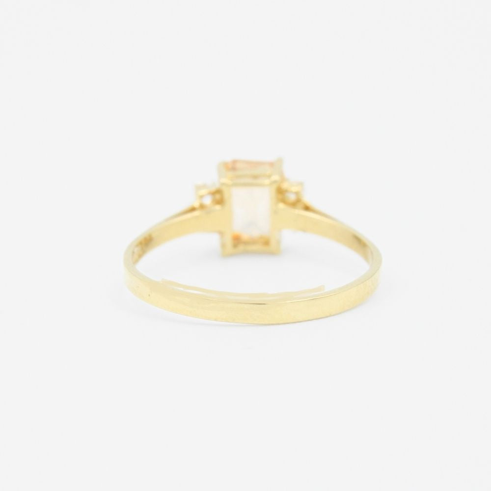 Anillo de Oro 14k Incrustado de Zirconia Cuadrada Brillante mod. 9197
