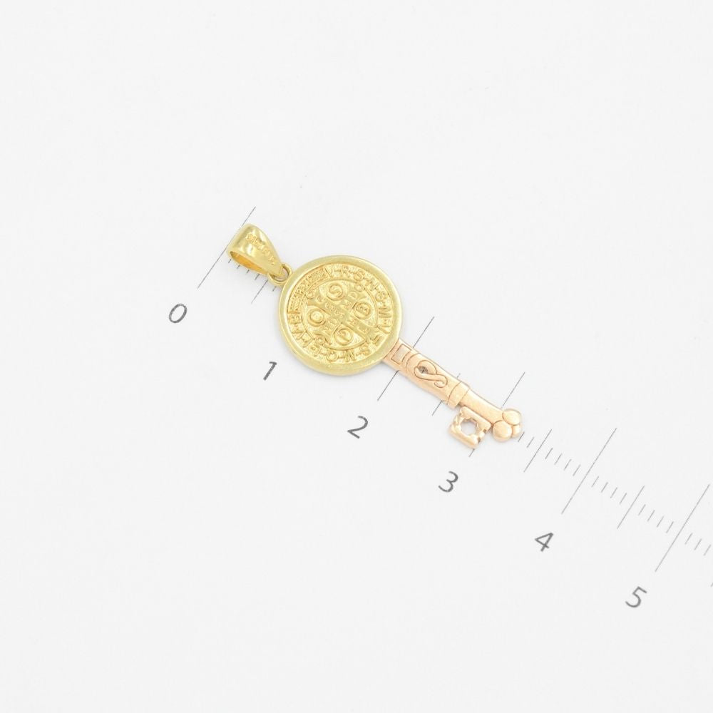 Medalla de Oro 14k de San Benito Estilo Florentino mod. 9152