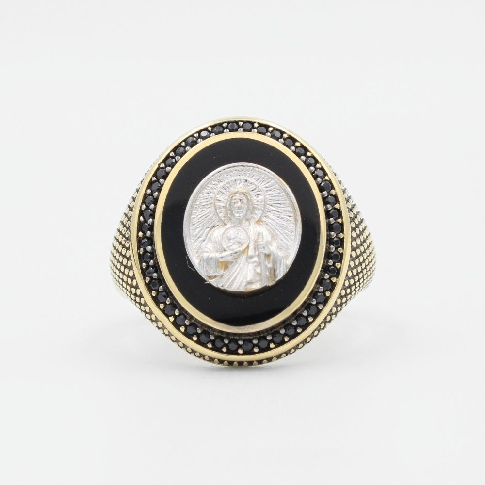 Anillo de Oro 14k con Imagen de San Judas Montada en Ónix y Detallada con Zirconias mod. 9457