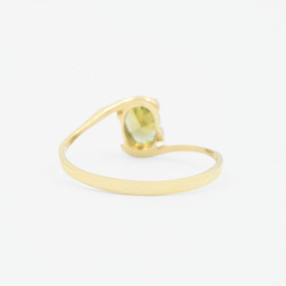 Anillo de Oro 14k con Zirconia Oval Color Verde Sultanita mod. 9077